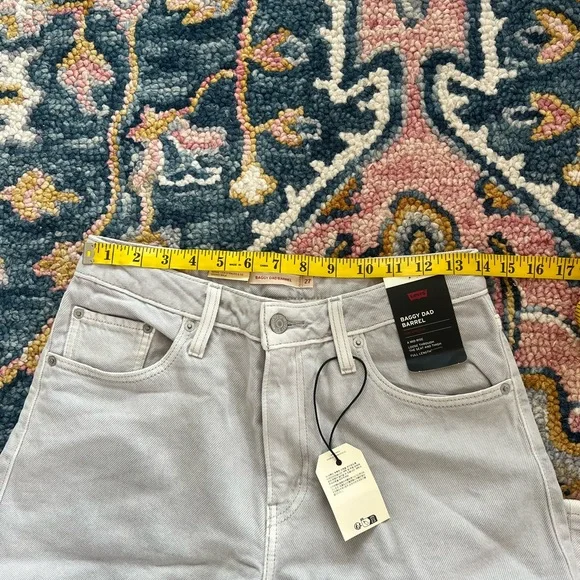 NWT grey barrel leg women’s jeans - Picture 4 of 6